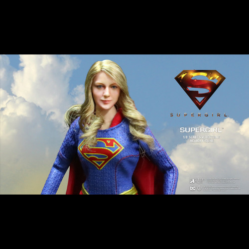 THE SUPER GIRL  